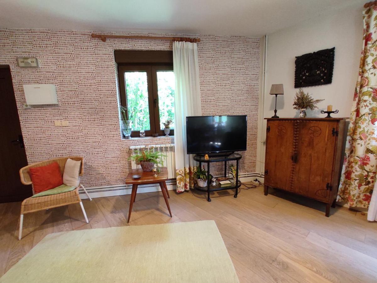 Centro Jardin Mandala Guest House Valberzoso ภายนอก รูปภาพ